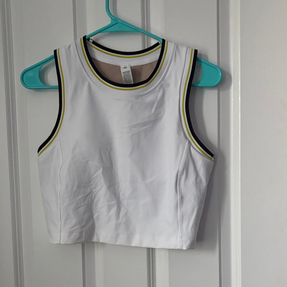 Lululemon Collegiate Scoop-Neck Crop
Tennis Tank